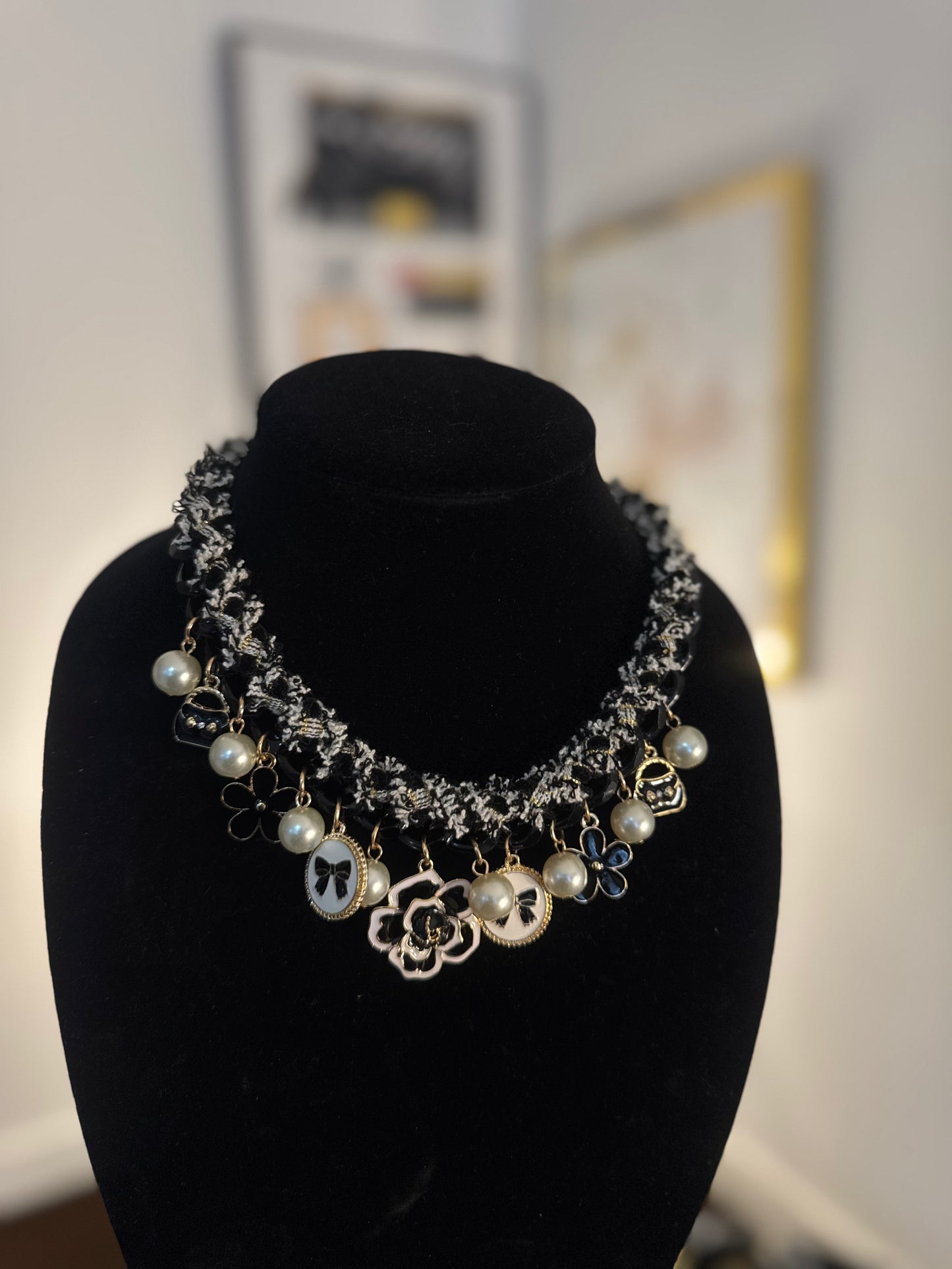 Coco Charm Collar