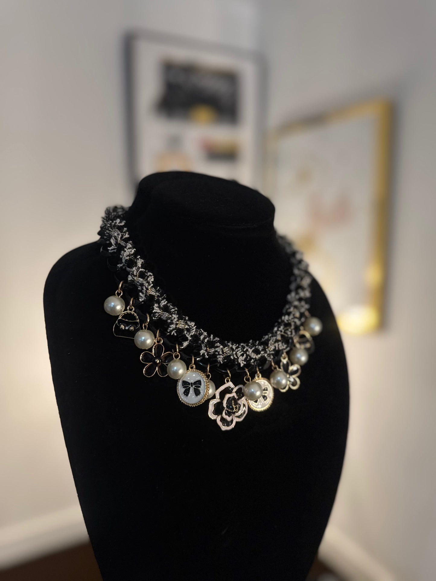 Coco Charm Collar