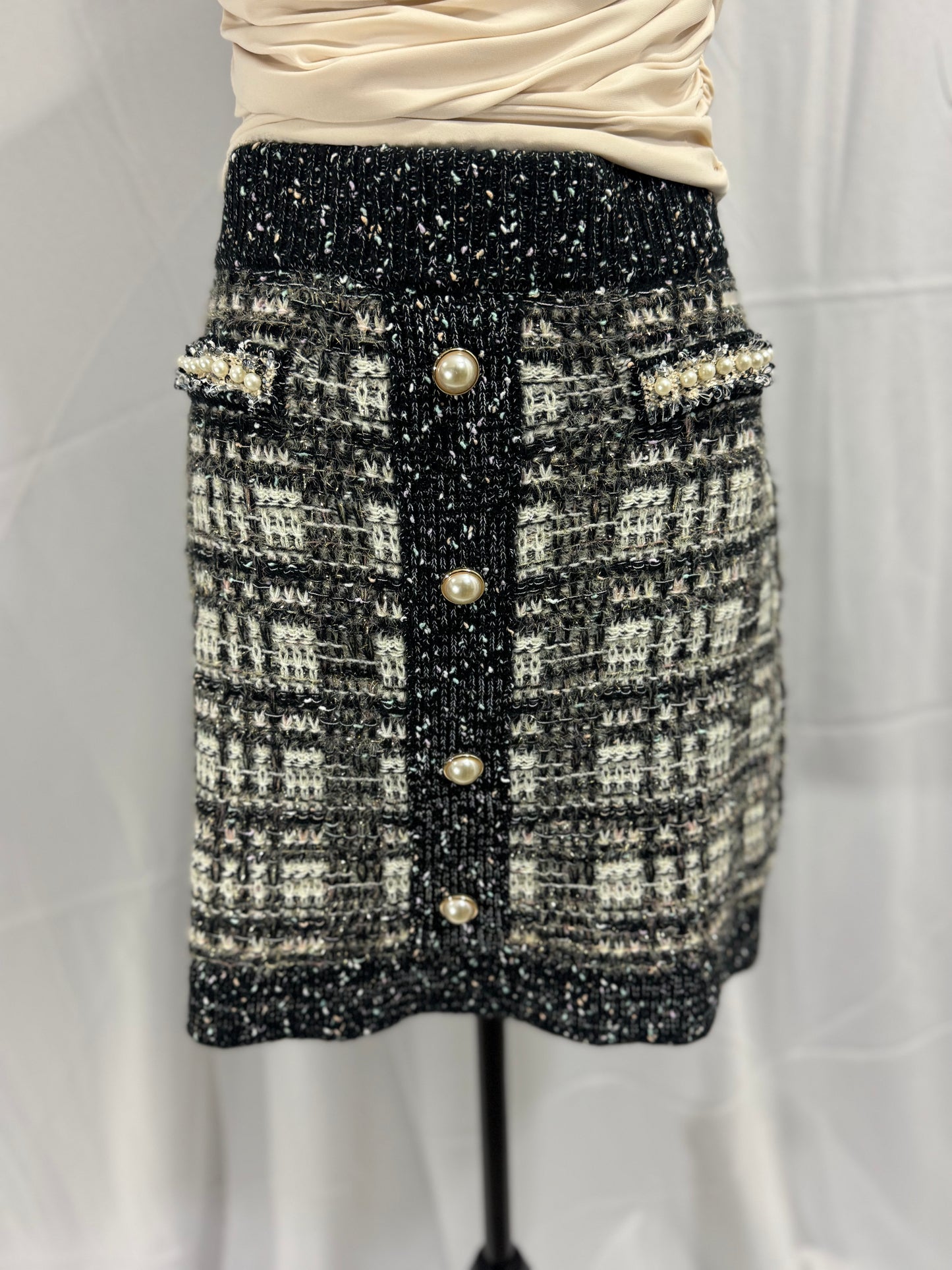 Noir Body Contour Skirt