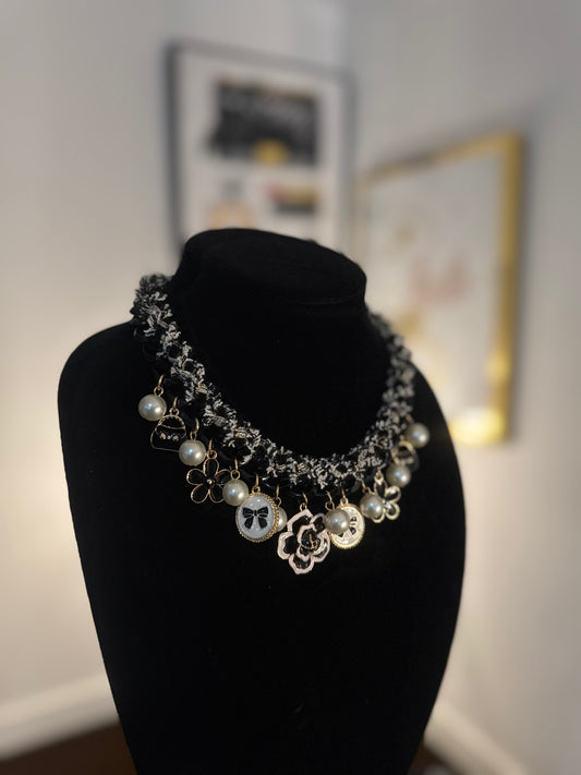 Coco Charm Collar